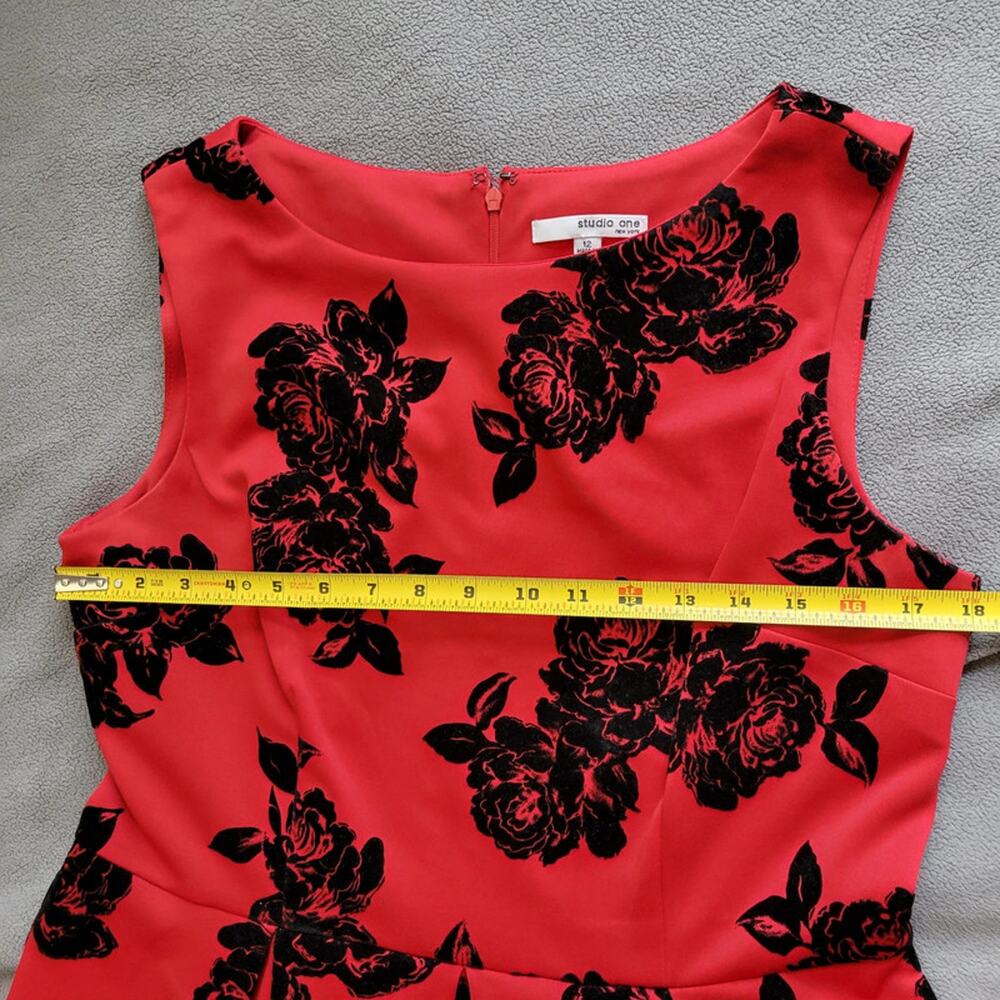 Studio One New York Womens Size 12 Red Black Rose Velvet Cocktail Wedding - Picture 7 of 14